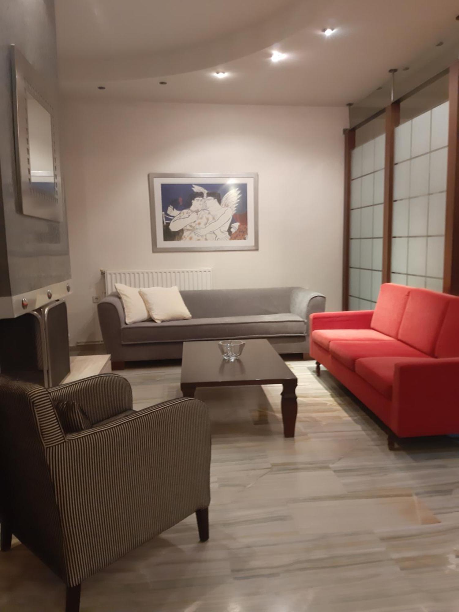 Elegante Apartamento Centrale Trikala  Luaran gambar