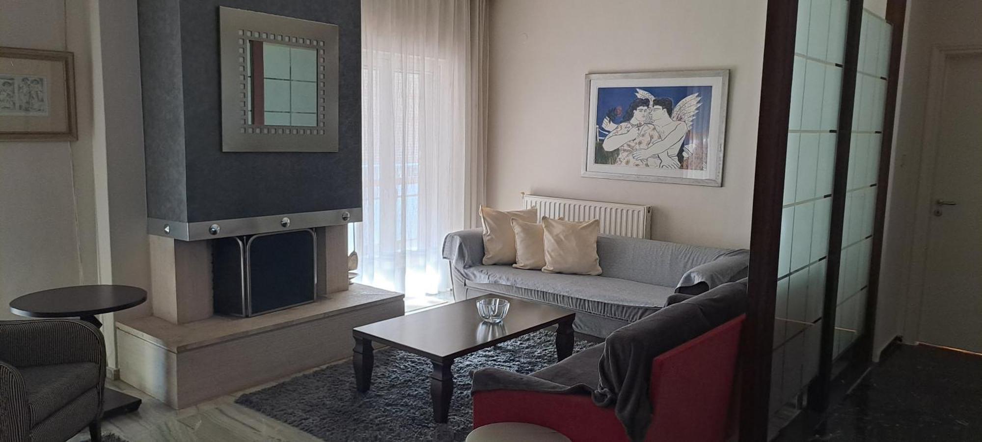 Elegante Apartamento Centrale Trikala  Luaran gambar